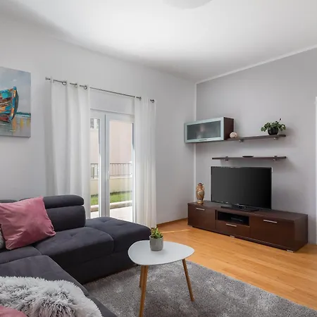 Apartment Mba Modern *