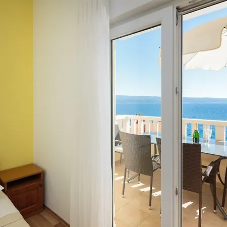 Apartment Mba Modern Omiš