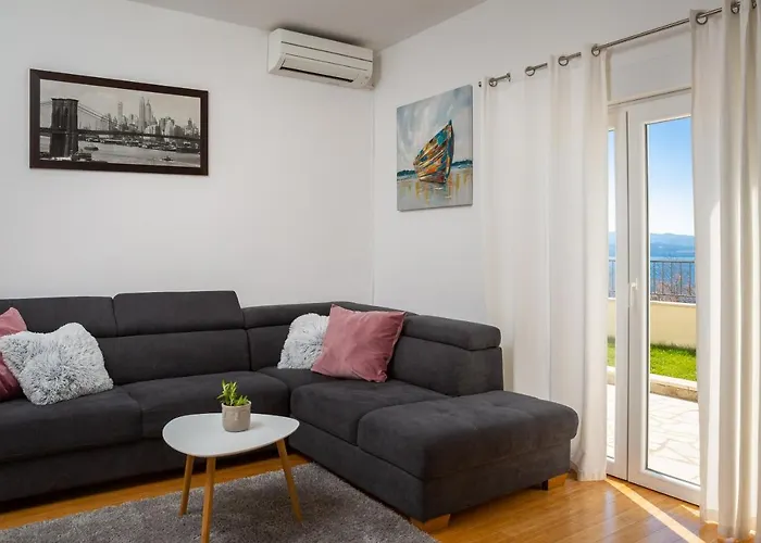Mba Modern * Omiš